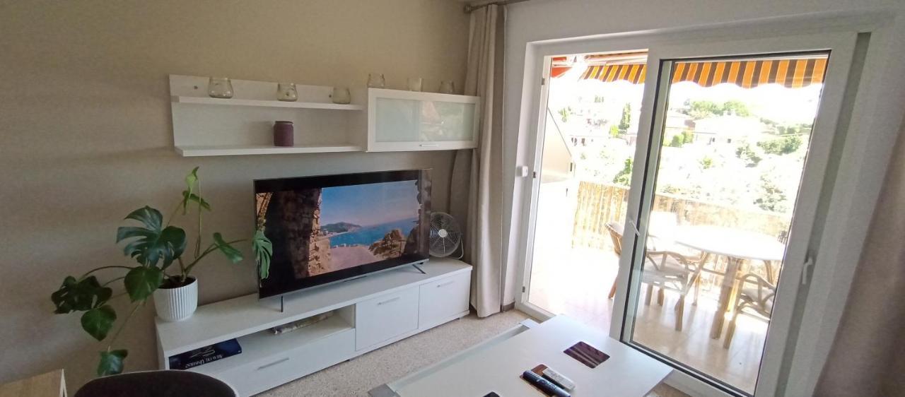 Apartment Remo Just Entirely Remodeled リョレート・デ・マル エクステリア 写真